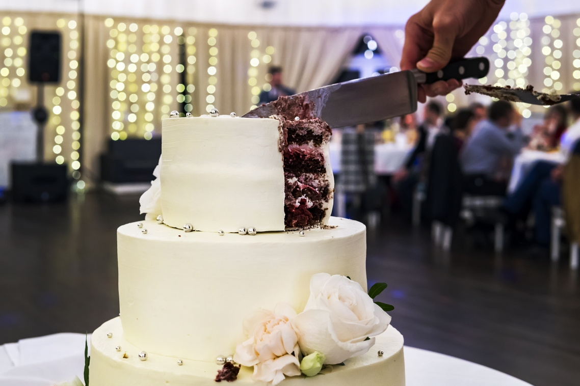 Choosing the Perfect Cake for your Luxury Wedding